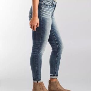 BKE Faded Blue Ankle Jeans